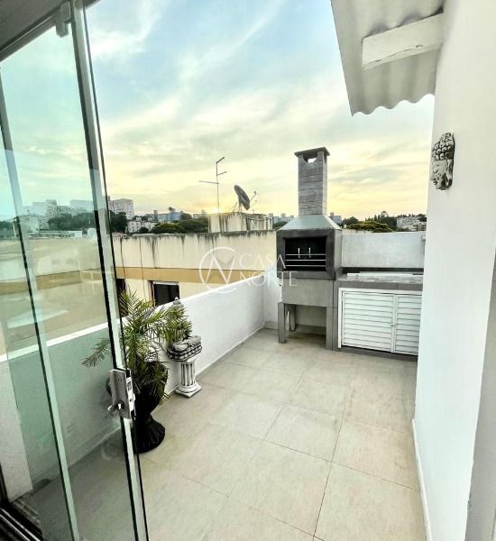 Cobertura à venda com 2 quartos, 60m², 1 vaga, Rua Paulino Chaves no bairro Santo Antônio em Porto Alegre