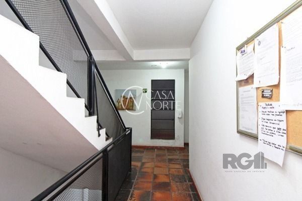 Apartamento à venda com 1 quarto, 37m², Rua Marechal Hermes no bairro Camaquã em Porto Alegre