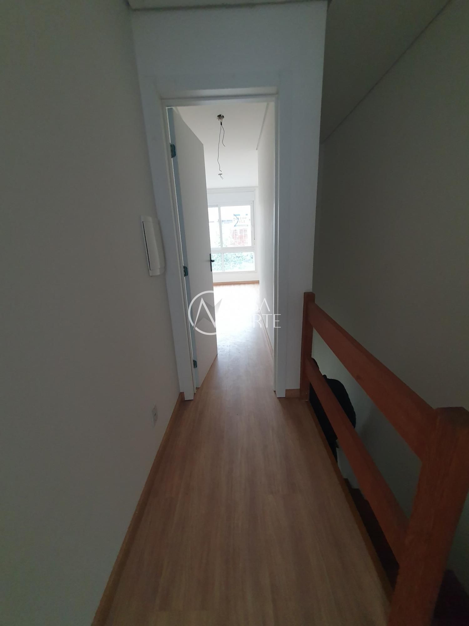 Casa à venda com 2 quartos, 77m², 2 suítes, 2 vagas, Rua Álamo no bairro Hípica em Porto Alegre