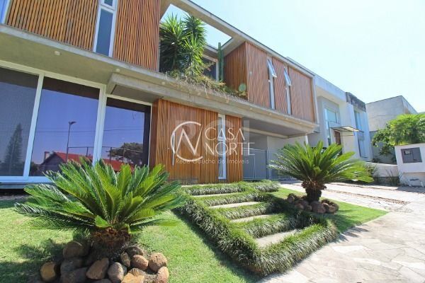 Casa de Condomínio à venda com 3 quartos, 278m², 3 suítes, 2 vagas, Rua Francisco Solano Borges no bairro Hípica em Porto Alegre