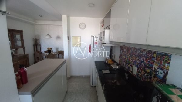 Apartamento à venda com 2 quartos, 45m², 1 vaga, Avenida Juca Batista no bairro Cavalhada em Porto Alegre