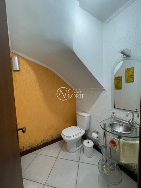 Casa à venda com 3 quartos, 131m², 3 suítes, 1 vaga, Rua Constantino Fernando Onorato Bottin no bairro Hípica em Porto Alegre