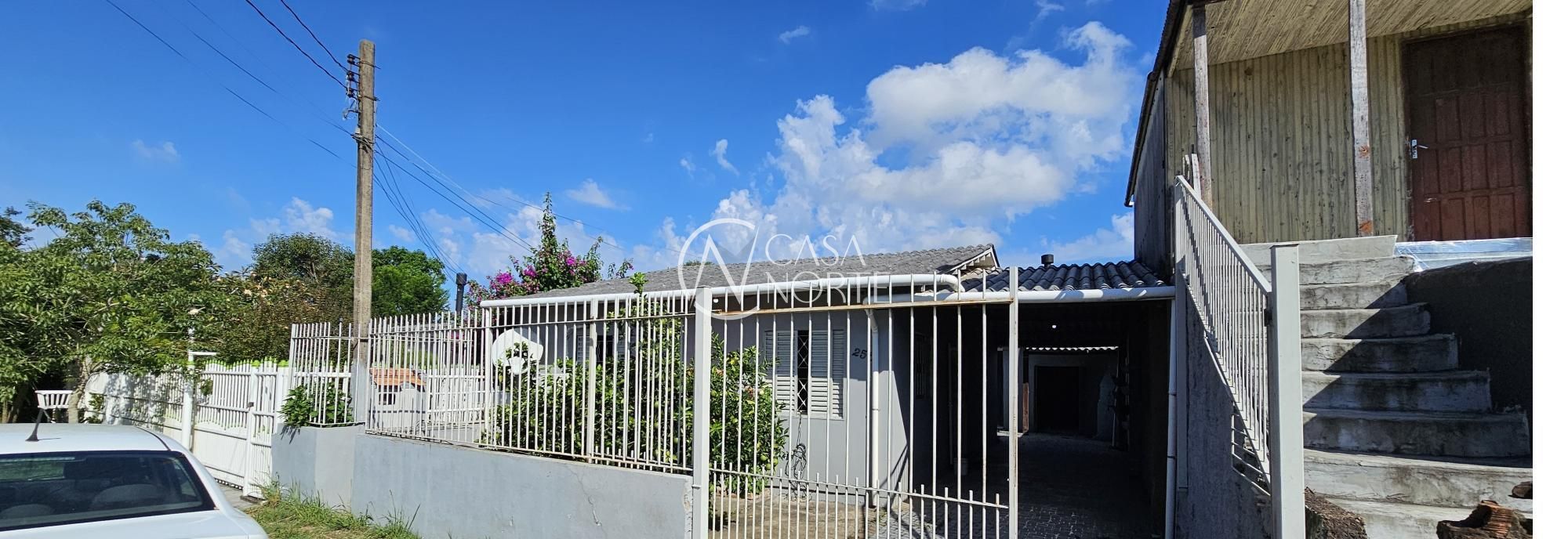 Casa à venda com 2 quartos, 100m², 3 vagas, Rua Albertina Paz no bairro Restinga em Porto Alegre