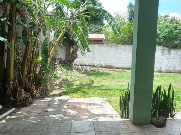 Terreno à venda  com 379m², Rua Albertina Paz no bairro Restinga em Porto Alegre