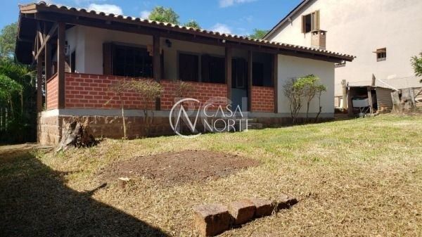 Casa à venda com 2 quartos, 50m², 2 vagas, Rua Pedro de Oliveira Franca no bairro Hípica em Porto Alegre