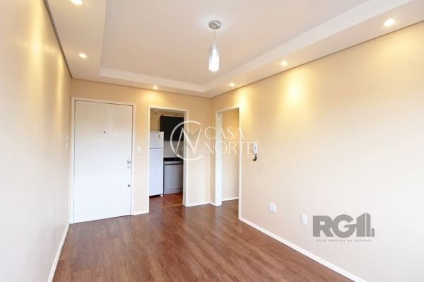 Apartamento à venda com 1 quarto, 37m², Rua Marechal Hermes no bairro Camaquã em Porto Alegre
