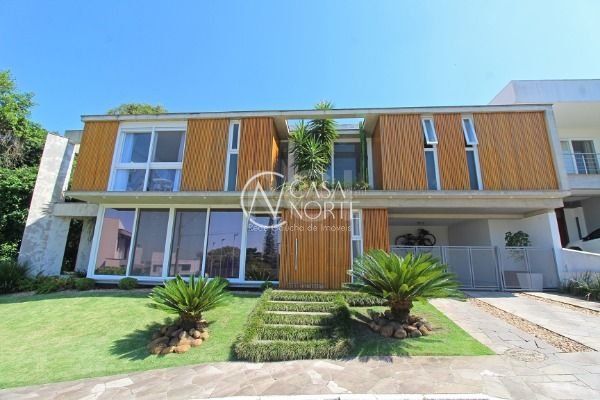 Casa de Condomínio à venda com 3 quartos, 278m², 3 suítes, 2 vagas, Rua Francisco Solano Borges no bairro Hípica em Porto Alegre