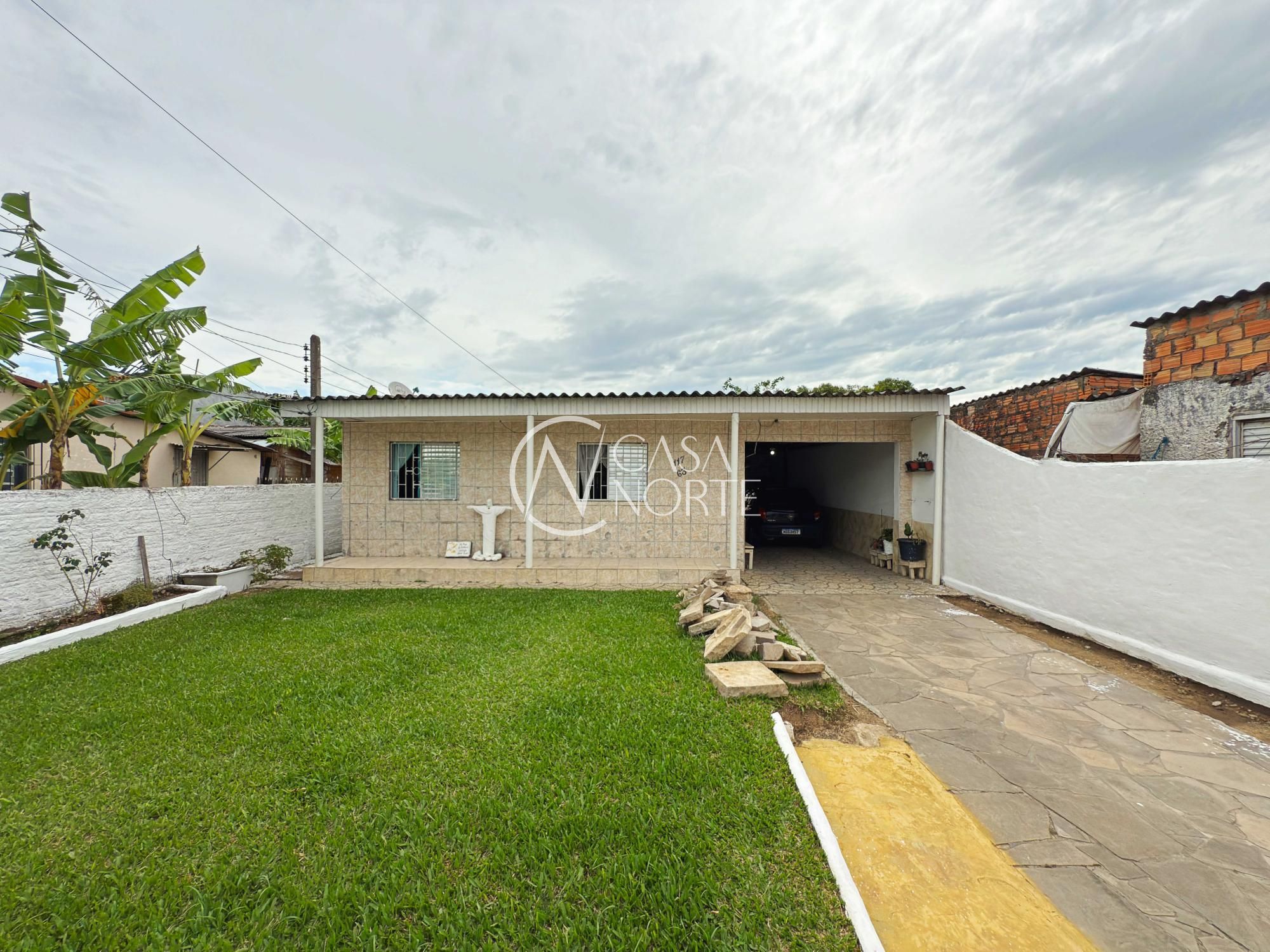 Casa à venda com 3 quartos, 517m², 2 vagas, Rua Manoel Fernandes Pinheiro no bairro Restinga em Porto Alegre