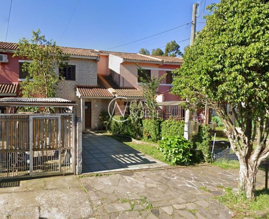 Casa à venda com 2 quartos, 85m², 1 vaga, Rua Padre Valerio Alberton no bairro Hípica em Porto Alegre