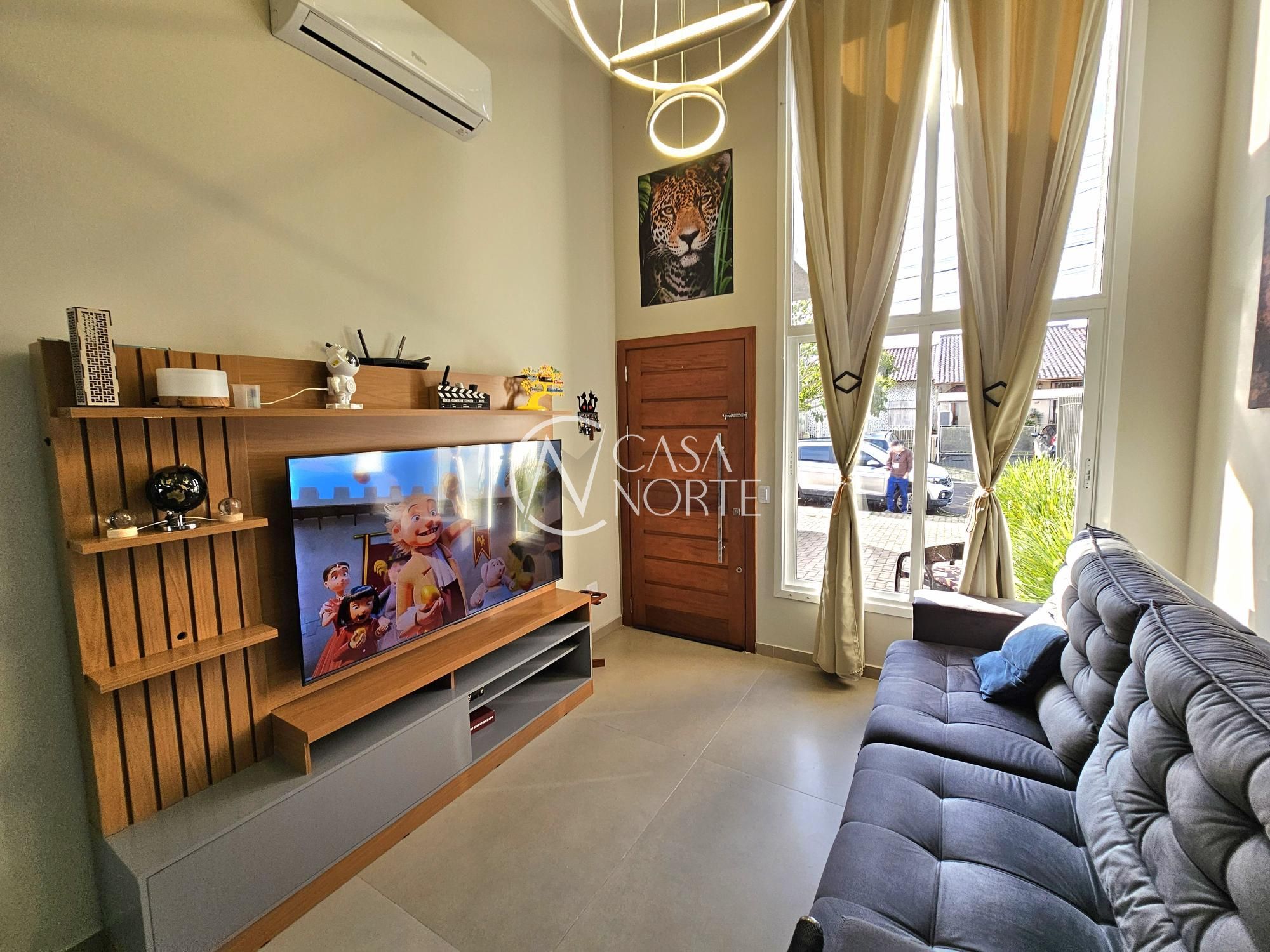 Casa à venda com 3 quartos, 80m², 1 suíte, 2 vagas, Rua Lelis Leo Garcia Espartel no bairro Hípica em Porto Alegre