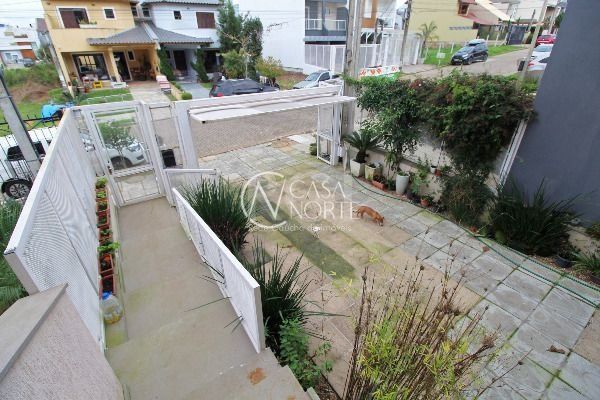 Casa à venda com 3 quartos, 171m², 1 suíte, 4 vagas, Rua Fabiana Kila de Ávila no bairro Hípica em Porto Alegre