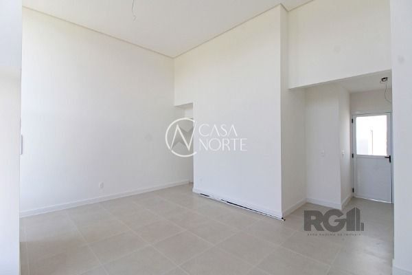 Casa de Condomínio à venda com 3 quartos, 91m², 1 suíte, 2 vagas, Rua Lucindo Antônio Bottin no bairro Hípica em Porto Alegre