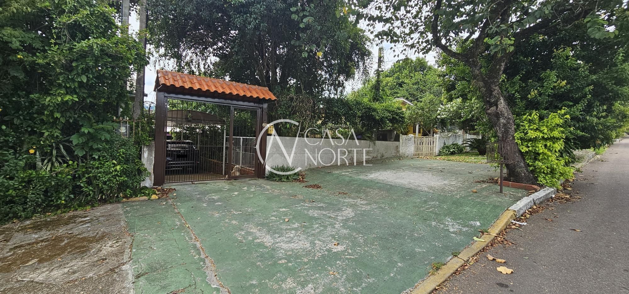 Casa à venda com 2 quartos, 56m², 2 suítes, 3 vagas, Avenida José Corrêa da Silva no bairro Cavalhada em Porto Alegre