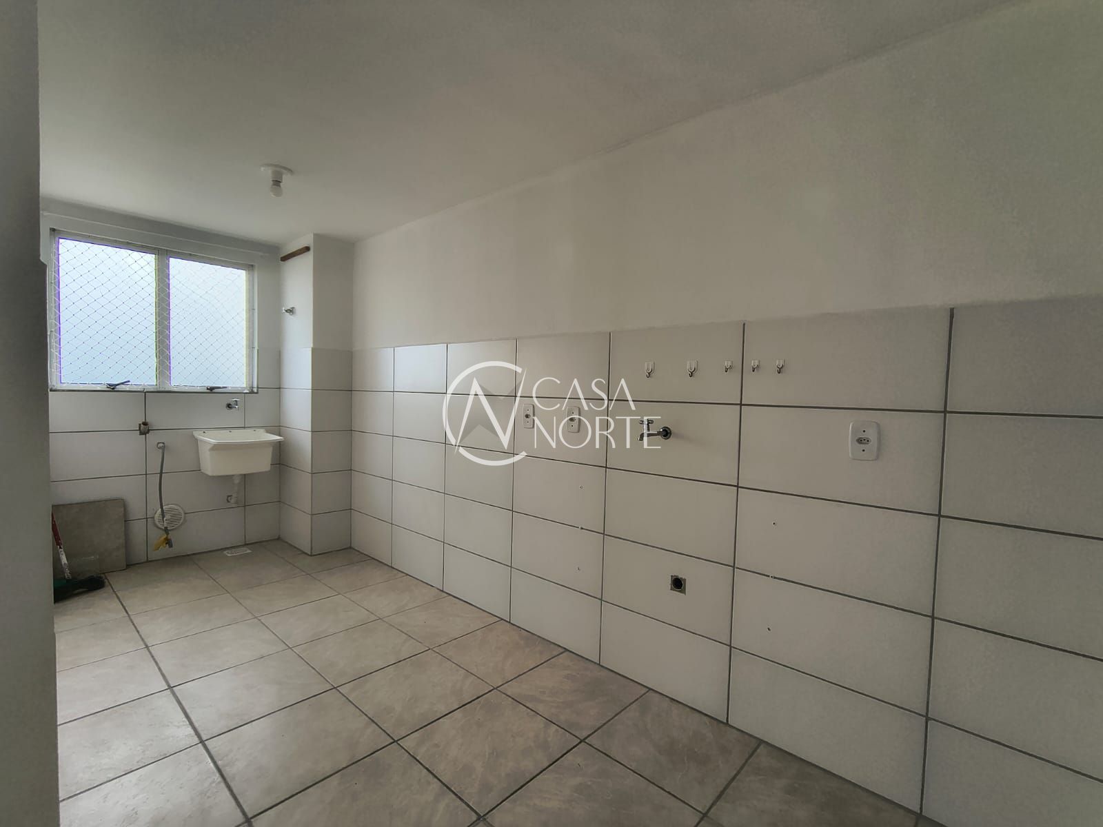 Apartamento à venda com 2 quartos, 51m², 1 vaga, Rua Gentil Claudionor de Souza Lopes no bairro Chapéu do Sol em Porto Alegre