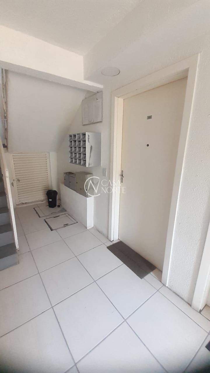 Apartamento à venda com 2 quartos, 55m², 1 vaga, Rua Joaquim de Carvalho no bairro Vila Nova em Porto Alegre