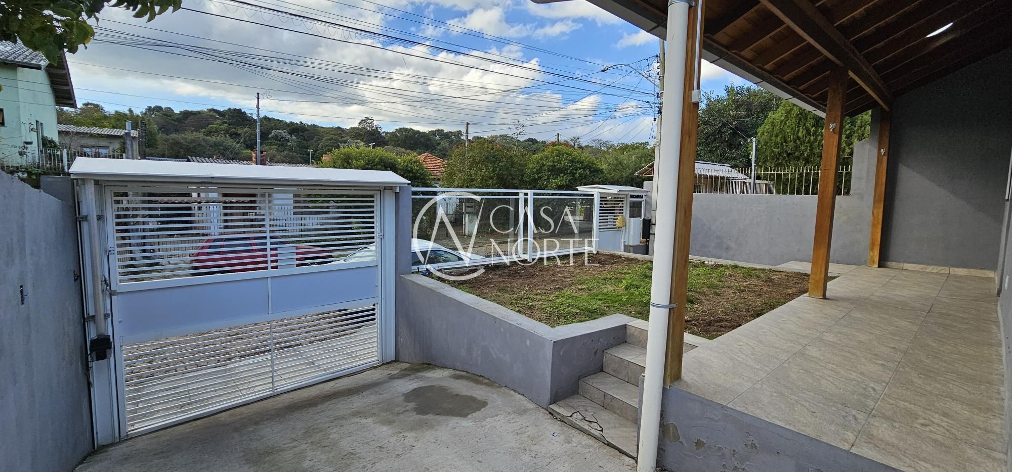 Casa à venda com 3 quartos, 170m², 2 suítes, 3 vagas, Rua Victor Issler no bairro Espírito Santo em Porto Alegre