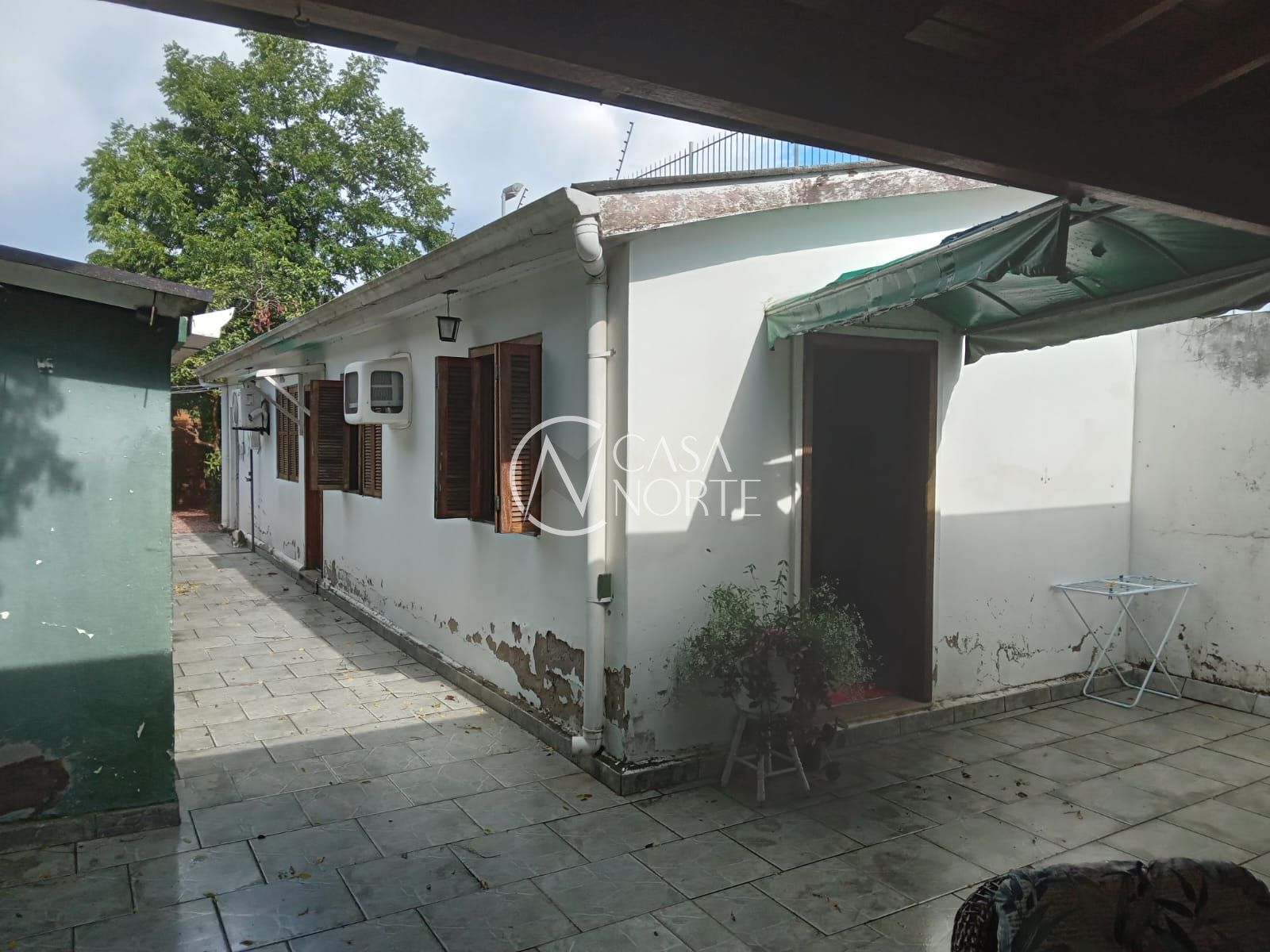 Casa à venda com 3 quartos, 200m², 1 vaga, Avenida Icaraí no bairro Cristal em Porto Alegre