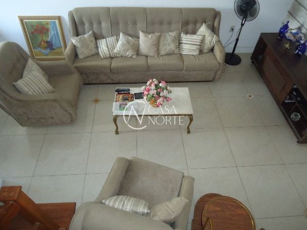 Casa à venda com 3 quartos, 177m², 1 suíte, Rua Francisca Prezzi Bolognesi no bairro Aberta dos Morros em Porto Alegre