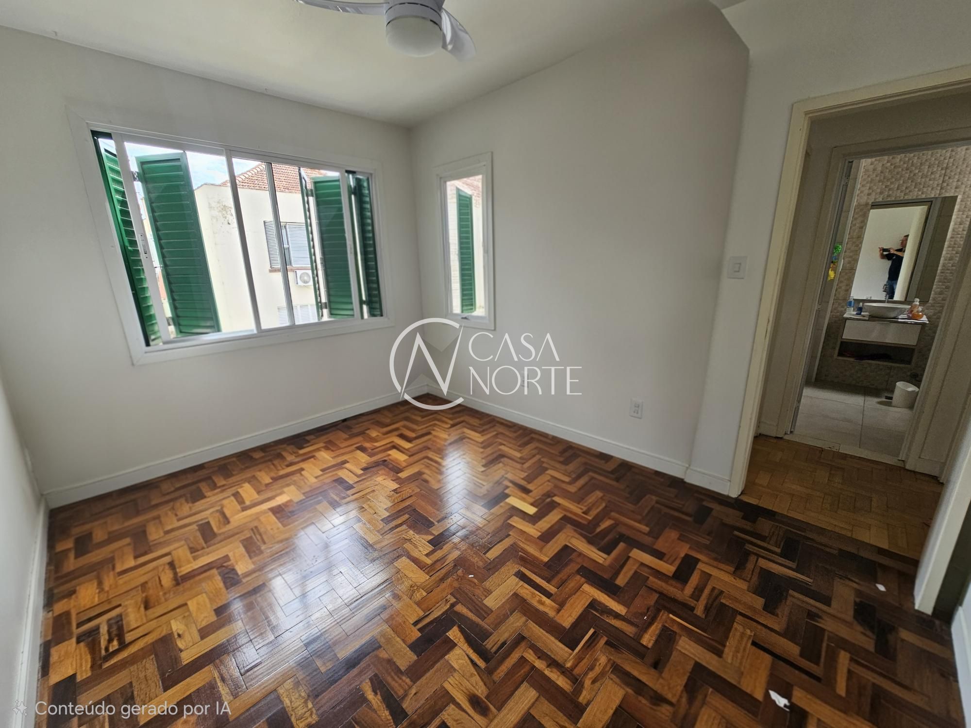 Apartamento à venda com 2 quartos, 73m², Rua Pedro Velho no bairro Partenon em Porto Alegre