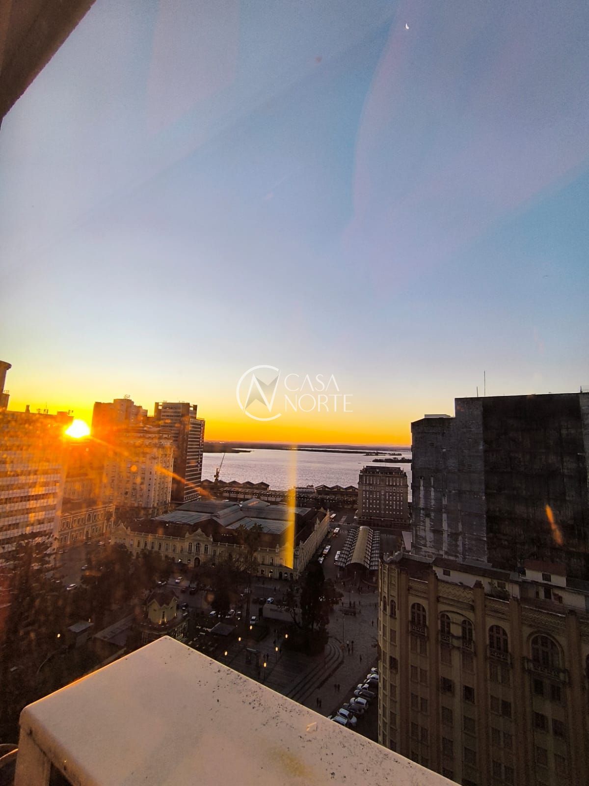 Sala Comercial à venda com 1 quarto, 21m², Rua Vigário José Inácio no bairro Centro Histórico em Porto Alegre