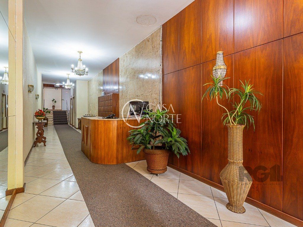 Apartamento à venda com 3 quartos, 110m², 1 suíte, 1 vaga, Avenida Cristóvão Colombo no bairro Floresta em Porto Alegre