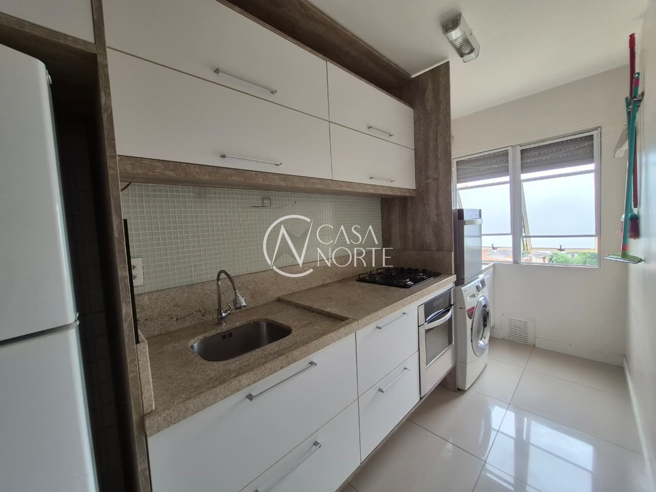 Apartamento à venda com 2 quartos, 56m², 1 vaga, Avenida Sarandi no bairro Sarandi em Porto Alegre