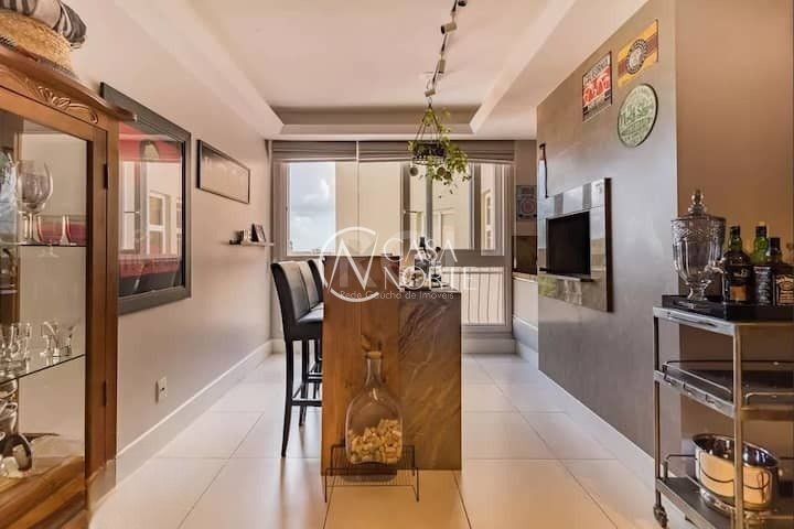 Apartamento à venda com 2 quartos, 105m², 1 suíte, 2 vagas, Rua Dona Ondina no bairro Menino Deus em Porto Alegre