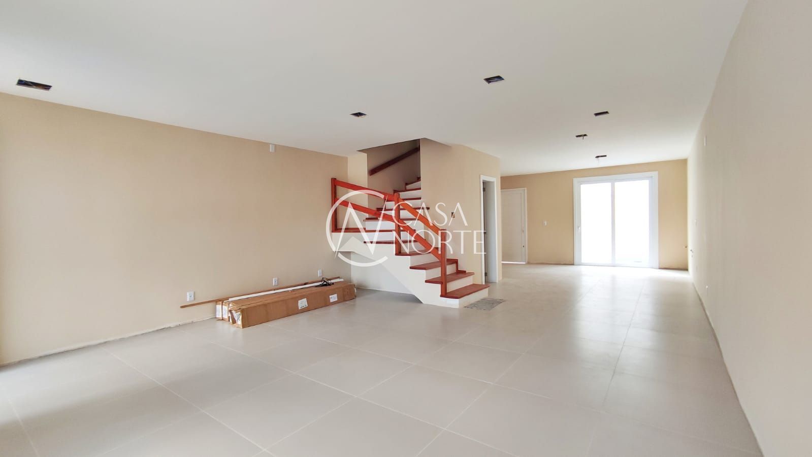 Sobrado à venda com 3 quartos, 81m², 1 suíte, 2 vagas, Rua Ernesto Pellanda no bairro Vila Jardim em Porto Alegre