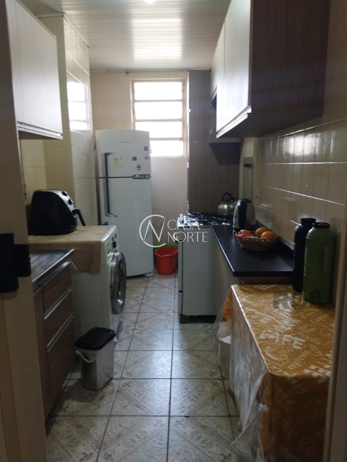 Apartamento à venda com 2 quartos, 40m², Rua Comendador Azevedo no bairro Floresta em Porto Alegre