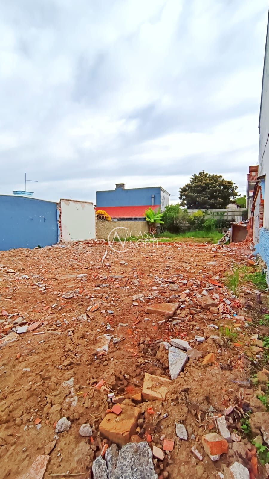 Terreno à venda  com 300m², Rua Manoel Bandeira no bairro Jardim Sabará em Porto Alegre