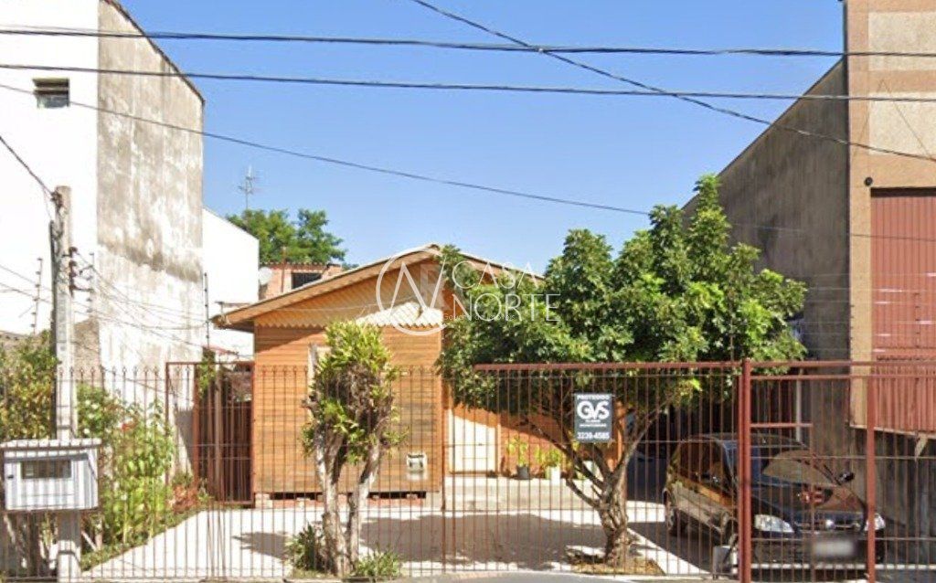 Casa à venda com 3 quartos, 180m², 1 suíte, 3 vagas, Rua Igapo no bairro Sarandi em Porto Alegre