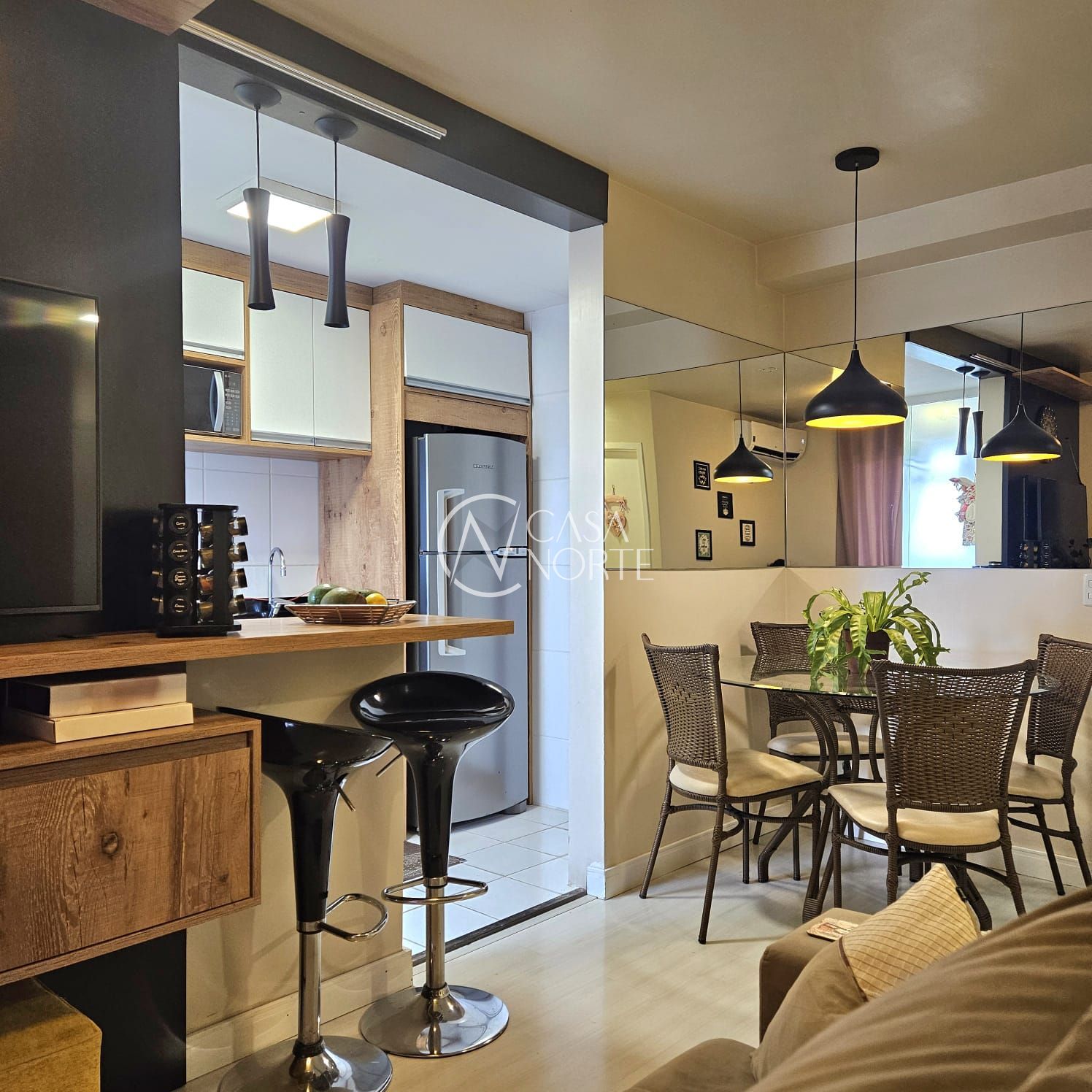 Apartamento à venda com 2 quartos, 51m², 1 suíte, 1 vaga, Avenida Assis Brasil no bairro Sarandi em Porto Alegre