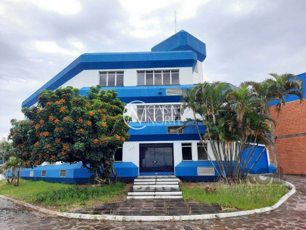 Pavilhão à venda , 4500m², Avenida Plinio Kroeff no bairro Sarandi em Porto Alegre