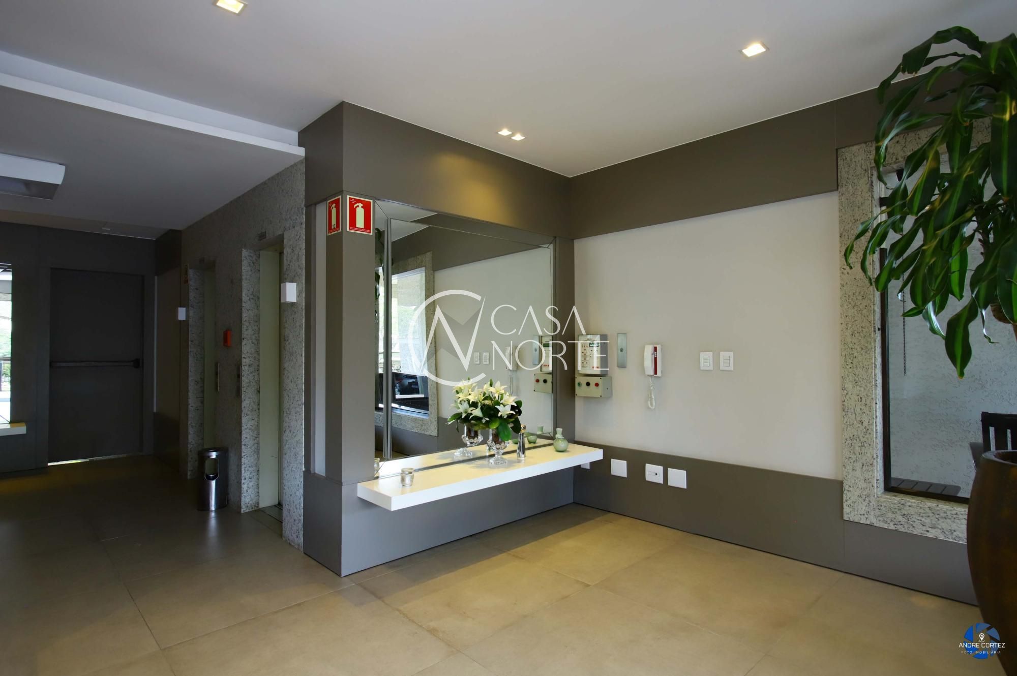 Apartamento à venda com 2 quartos, 7900m², 1 suíte, 1 vaga, Rua Abram Goldsztein no bairro Jardim Carvalho em Porto Alegre