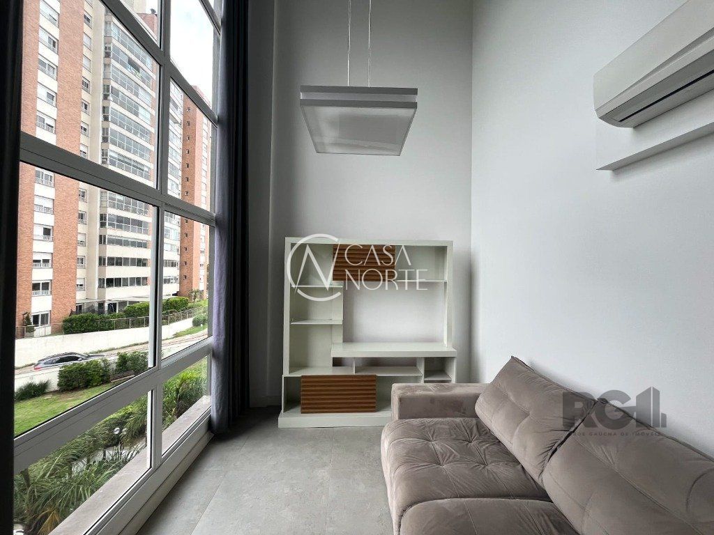 Apartamento à venda com 1 quarto, 63m², 1 suíte, 1 vaga, Rua José Albano Volkmer no bairro Jardim do Salso em Porto Alegre