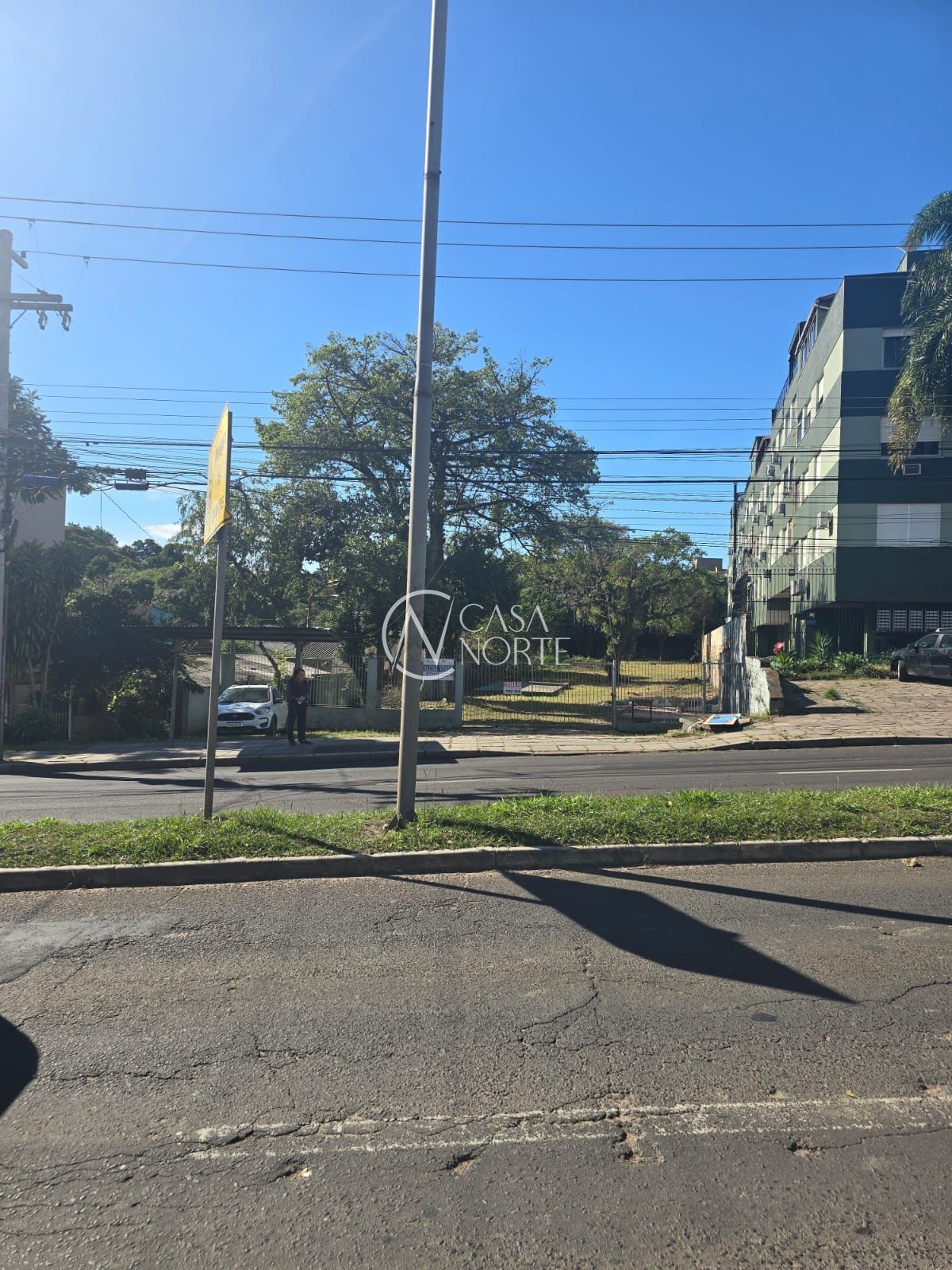 Terreno à venda  com 1440m², Rua Doutor Campos Velho no bairro Cristal em Porto Alegre