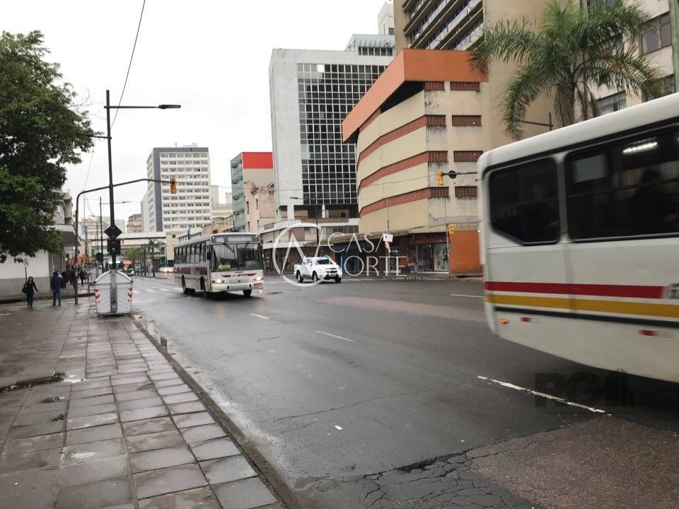 Prédio Comercial à venda  com 548m², Avenida Julio de Castilhos no bairro Centro Histórico em Porto Alegre