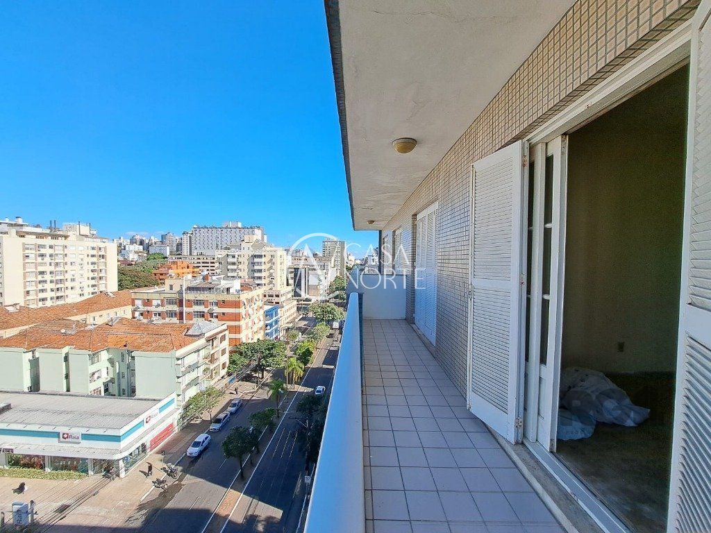 Cobertura à venda com 3 quartos, 308m², 1 suíte, 1 vaga, Avenida Cristóvão Colombo no bairro Floresta em Porto Alegre
