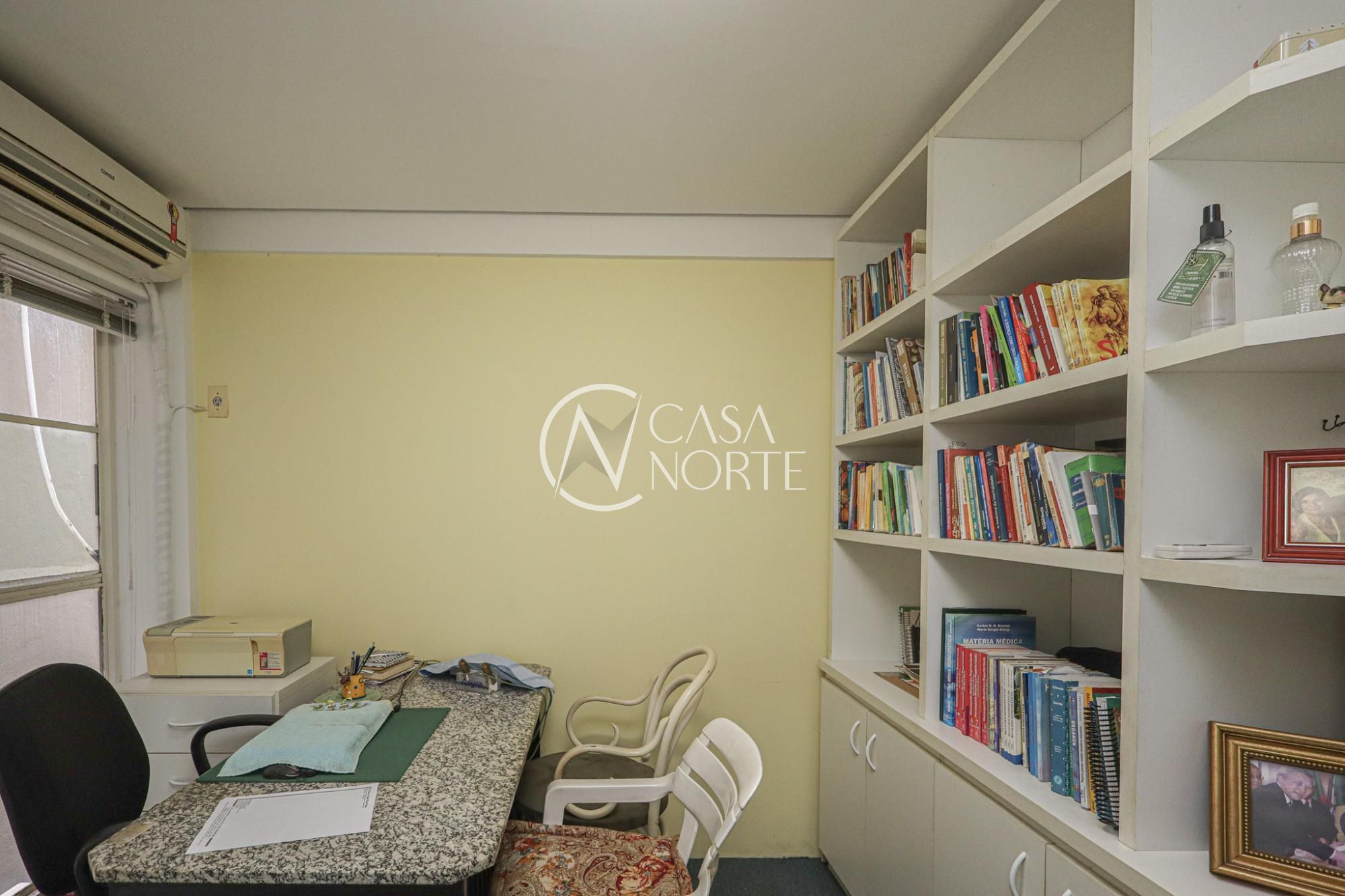 Sala Comercial à venda com 2 quartos, 26m², Avenida Cristovão Colombo no bairro Floresta em Porto Alegre