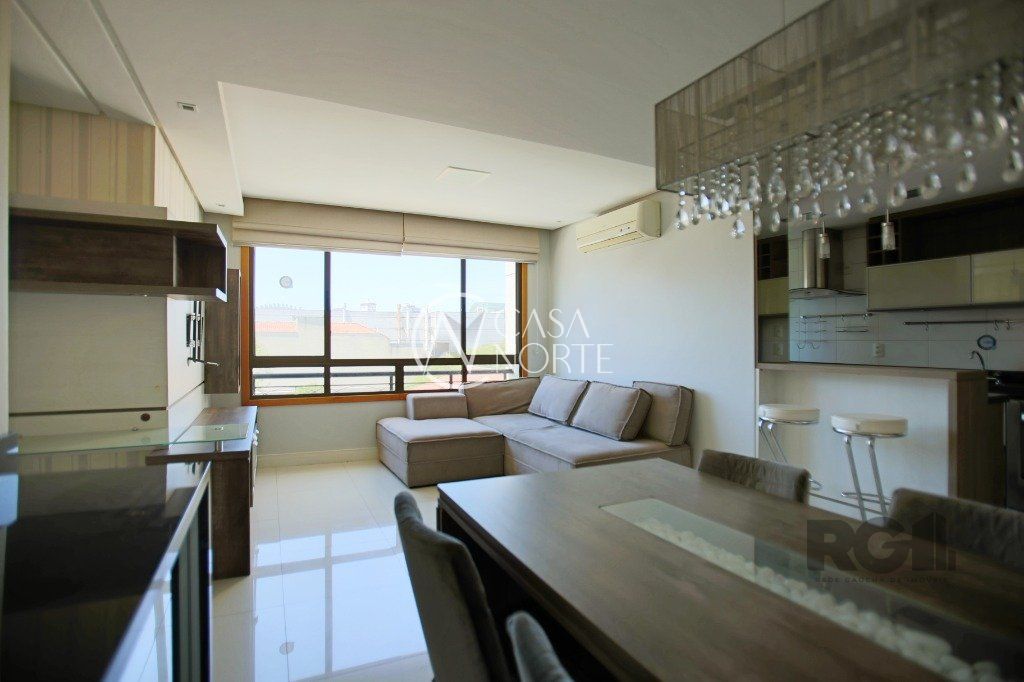 Apartamento à venda com 2 quartos, 74m², 1 suíte, 2 vagas, Rua Roque Calage no bairro Passo da Areia em Porto Alegre