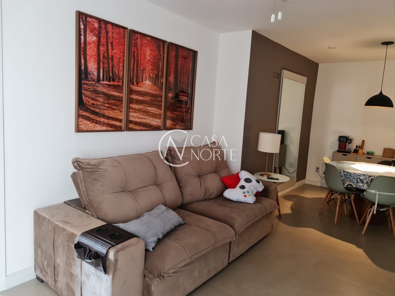 Apartamento à venda com 3 quartos, 86m², 1 suíte, 2 vagas, Rua Dona Leopoldina no bairro São João em Porto Alegre
