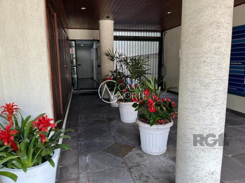 Sala Comercial à venda com 1 quarto, 30m², 1 vaga, Avenida Cristóvão Colombo no bairro Floresta em Porto Alegre