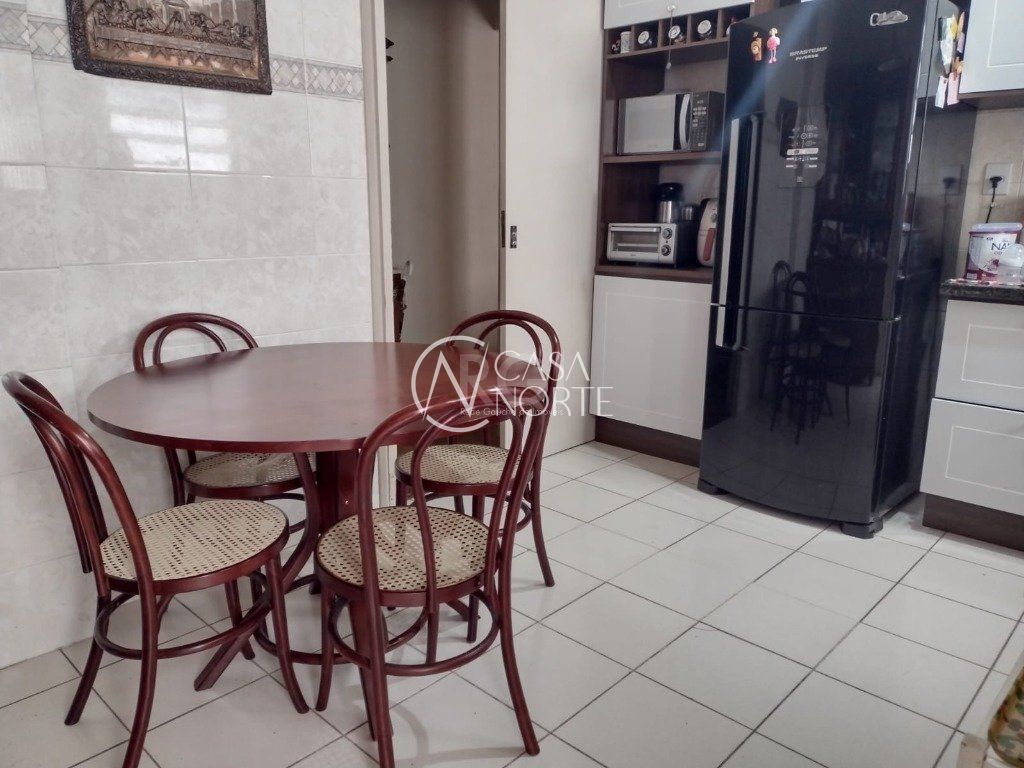 Apartamento à venda com 2 quartos, 90m², Rua Santo Antônio no bairro Floresta em Porto Alegre