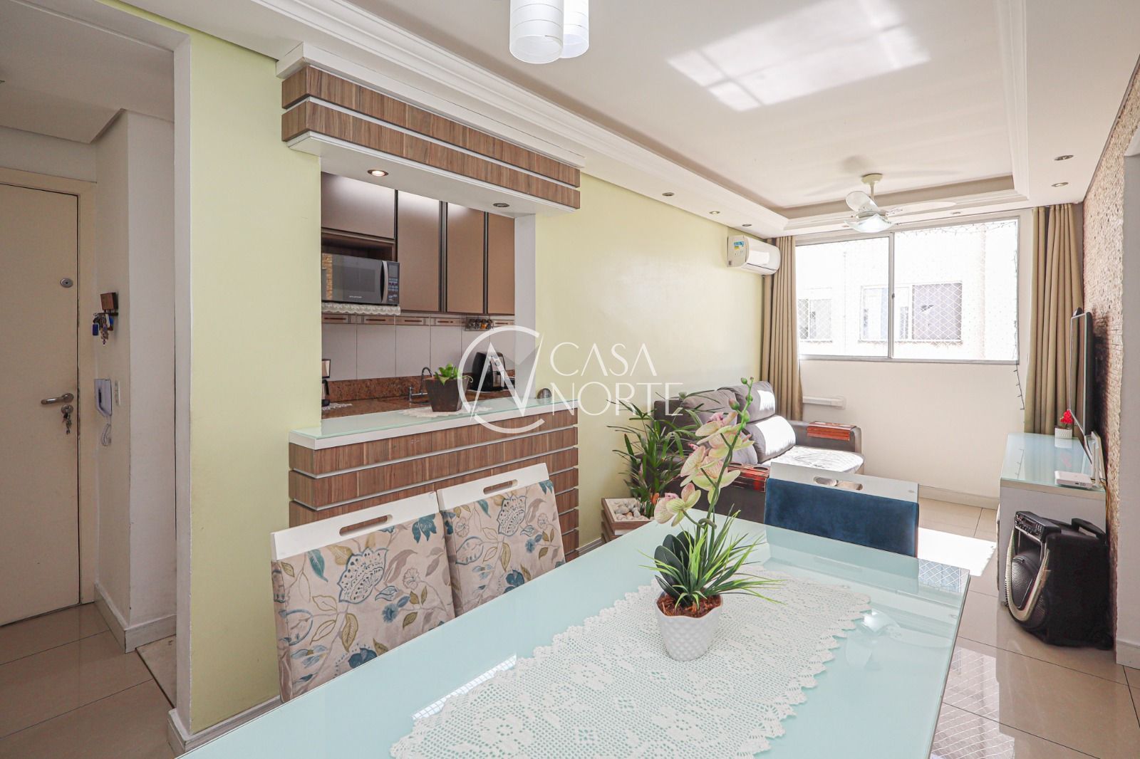 Apartamento à venda com 2 quartos, 48m², 1 vaga, Rua Tenente Ary Tarrago no bairro Jardim Itu em Porto Alegre