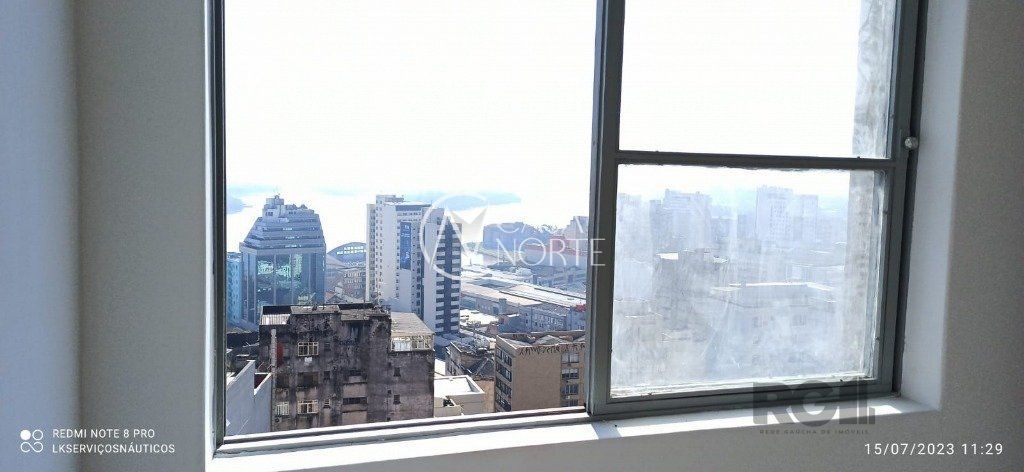Sala Comercial à venda , 23m², Rua Vigario José Inácio no bairro Centro Histórico em Porto Alegre