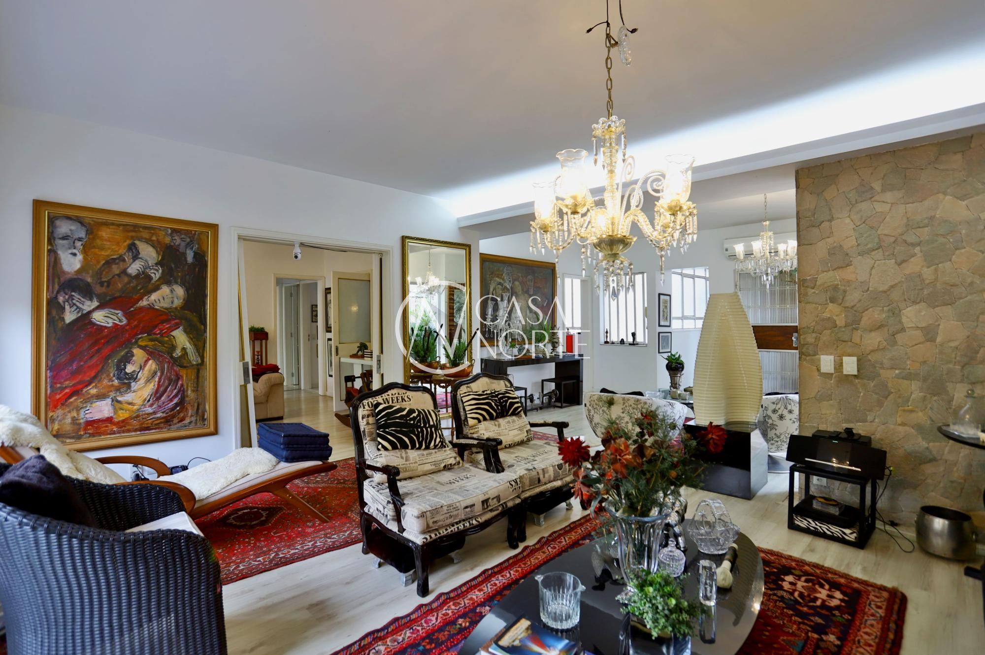 Apartamento à venda com 5 quartos, 228m², Rua Ramiro Barcelos no bairro Bom Fim em Porto Alegre