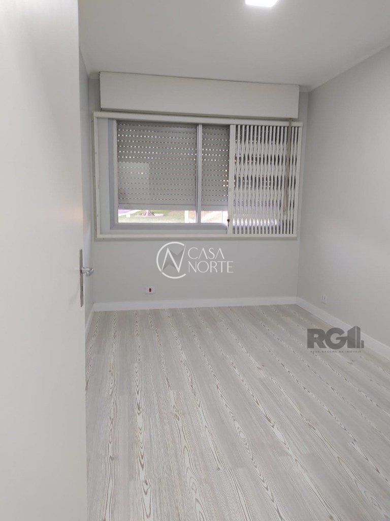 Apartamento à venda com 2 quartos, 75m², Rua João Paetzel no bairro Chácara das Pedras em Porto Alegre