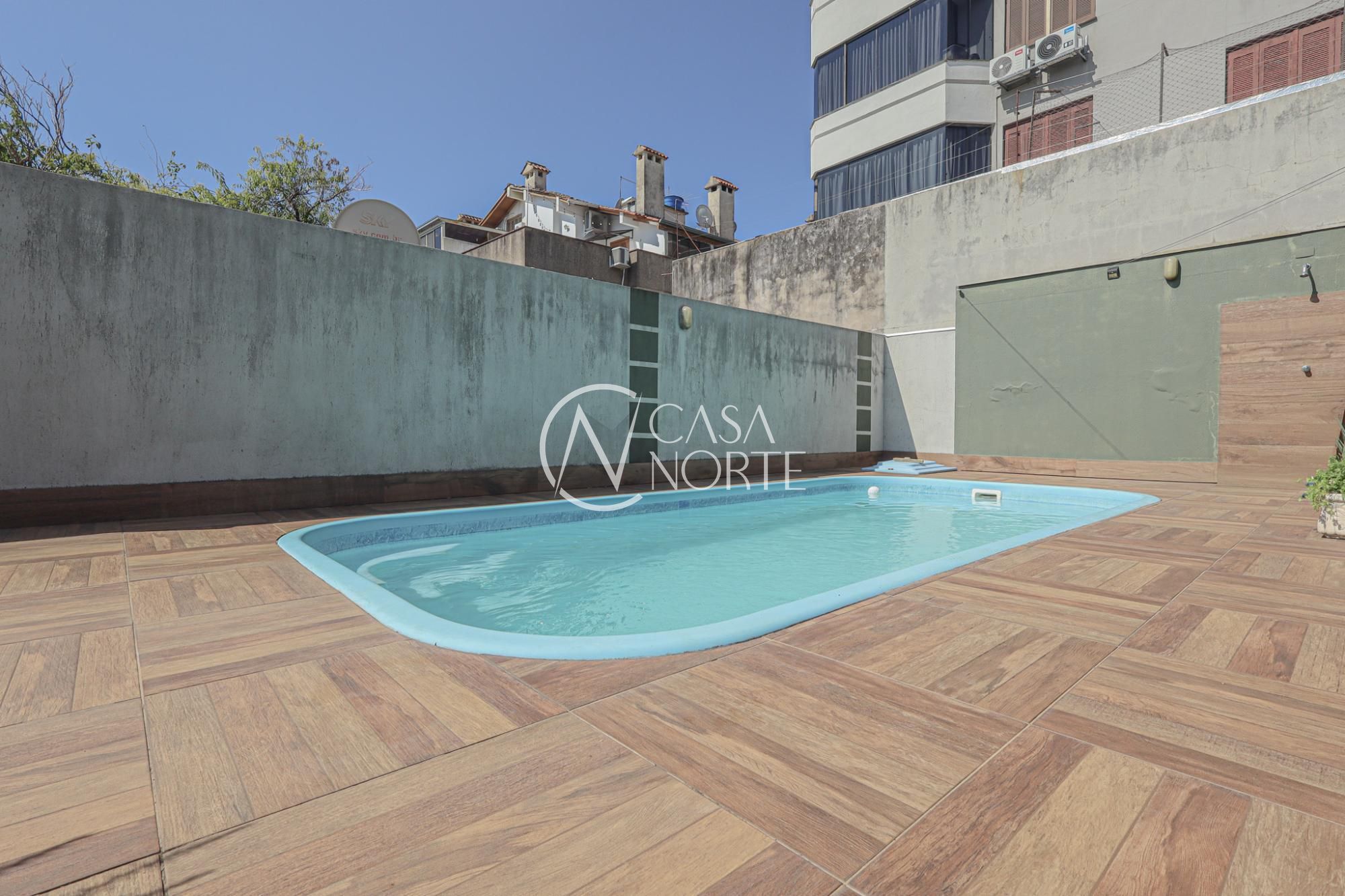 Casa à venda com 4 quartos, 400m², 2 suítes, 3 vagas, Rua Bortolo Barbieri no bairro Jardim São Pedro em Porto Alegre