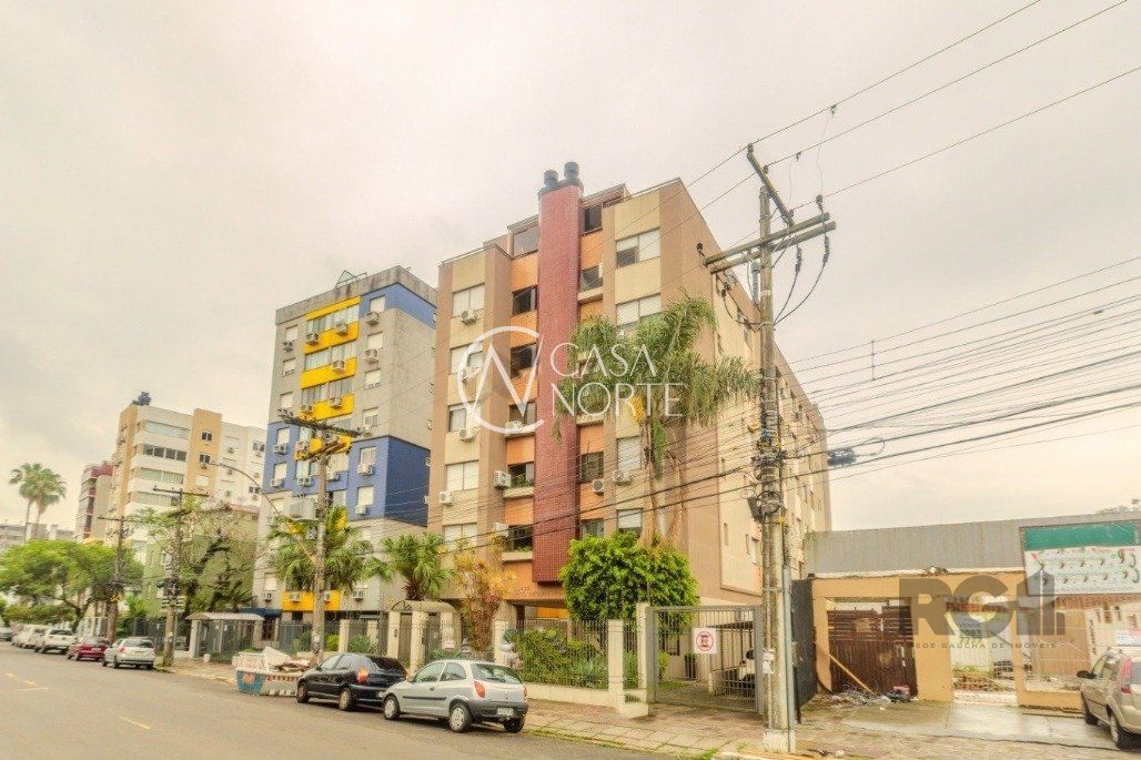 Apartamento à venda com 1 quarto, 46m², Rua São Luís no bairro Santana em Porto Alegre