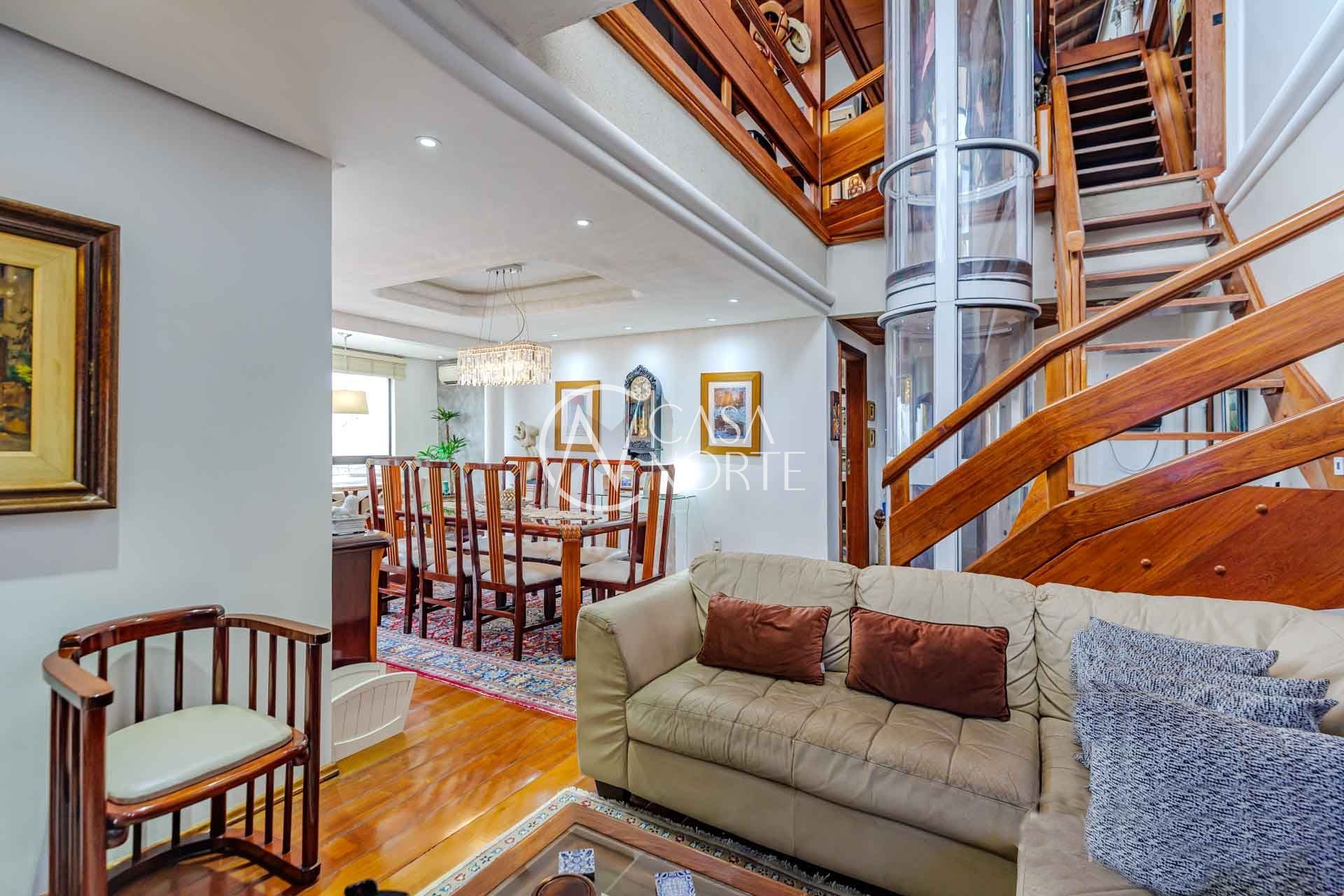 Cobertura à venda com 4 quartos, 290m², 3 suítes, 2 vagas, Avenida Icaraí no bairro Cristal em Porto Alegre